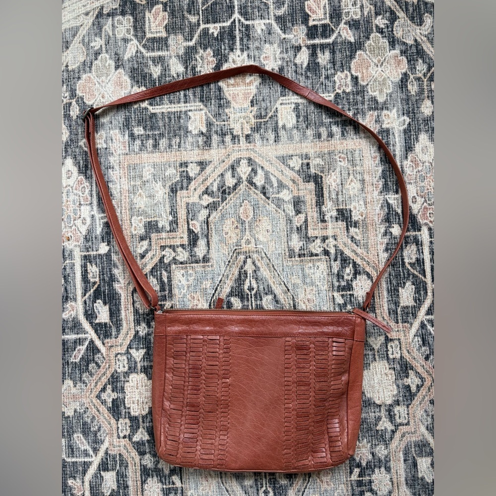 Day & Mood Leather Crossbody Bag